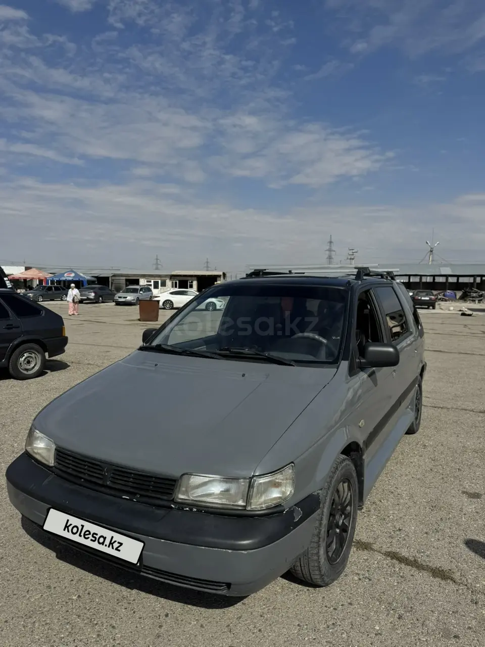 Mitsubishi Space Wagon, 1993