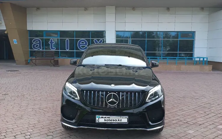 Mercedes-Benz GLE Coupe 400 2017 годаfor25 000 000 тг. в Алматы