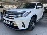 Toyota Highlander 2019 года за 23 500 000 тг. в Алматы – фото 5