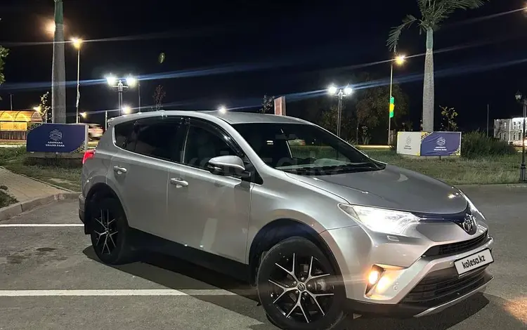 Toyota RAV4 2019 года за 12 000 000 тг. в Актобе