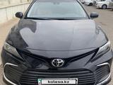 Toyota Camry 2022 годаүшін12 000 000 тг. в Актау