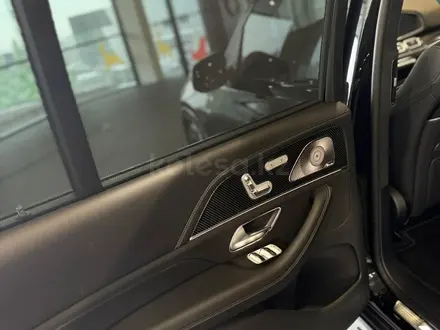 Mercedes-Benz GLS 63 AMG 4MATIC 2025 года за 137 252 360 тг. в Алматы – фото 6