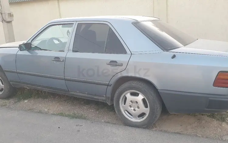 Mercedes-Benz E 230 1988 года за 350 000 тг. в Шымкент