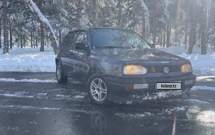 Volkswagen Golf 1993 годаүшін1 250 000 тг. в Алматы