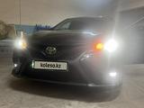 Toyota Camry 2019 годаfor12 500 000 тг. в Семей – фото 2