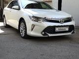 Toyota Camry 2017 годаүшін13 900 000 тг. в Алматы