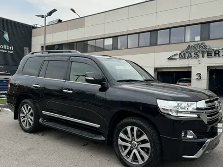 Toyota Land Cruiser 2017 года за 41 500 000 тг. в Алматы – фото 4