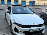 Kia K5 2021 года за 10 500 000 тг. в Шымкент