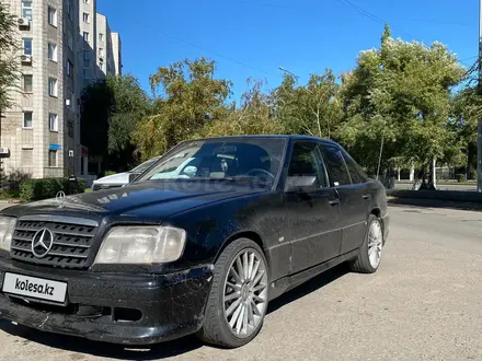 Mercedes-Benz E 300 1993 года за 1 800 000 тг. в Павлодар – фото 4