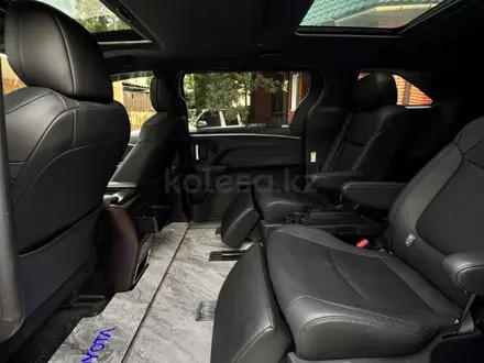 Toyota Sienna 2023 года за 31 500 000 тг. в Алматы – фото 9