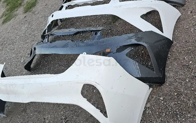 Бампера оригинальные передние за 80 000 тг. в Астана