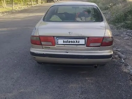 Toyota Carina E 1994 года за 800 000 тг. в Ушарал – фото 2