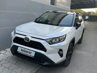 Toyota RAV4 2021 года за 17 100 000 тг. в Шымкент