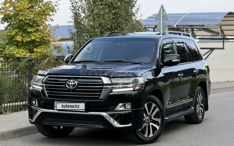 Toyota Land Cruiser 2016 года за 33 800 000 тг. в Алматы