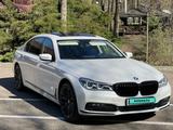 BMW 750 2016 года за 37 400 000 тг. в Астана