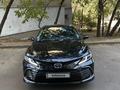Toyota Camry 2021 года за 13 600 000 тг. в Алматы
