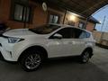 Toyota RAV4 2016 года за 12 000 000 тг. в Атырау – фото 2