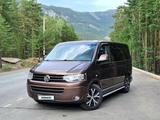 Volkswagen Transporter 2010 года за 11 000 000 тг. в Астана