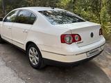 Volkswagen Passat 2007 годаүшін2 500 000 тг. в Алматы – фото 5