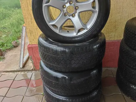 Оригинальные диски BMW разболтовка 5X120 с летней резиной COMFORM P225/55 R за 180 000 тг. в Алматы