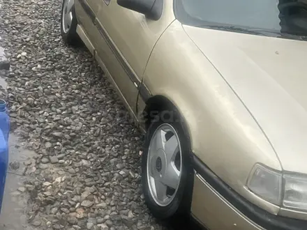 Opel Vectra 1992 года за 700 000 тг. в Карабулак – фото 3