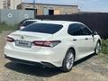 Toyota Camry 2019 годаfor15 700 000 тг. в Атырау – фото 2