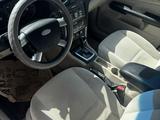 Ford Focus 2006 года за 2 450 000 тг. в Караганда – фото 4