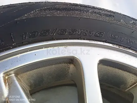Шины Roadstone с дисками за 40 000 тг. в Боралдай – фото 4