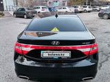 Hyundai Grandeur 2014 года за 8 500 000 тг. в Караганда – фото 2