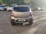 Renault Sandero 2015 годаүшін3 900 000 тг. в Алматы – фото 3