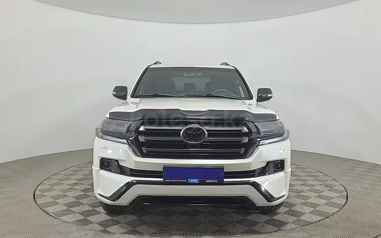 Toyota Land Cruiser 2015 года за 25 200 000 тг. в Караганда