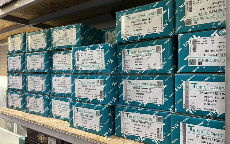 Поршни 4M40 за 87 000 тг. в Алматы