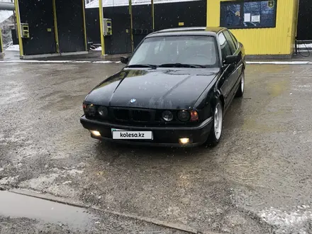 BMW 520 1992 года за 2 300 000 тг. в Шымкент – фото 4