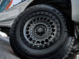 Toyota Land Cruiser Prado 2010 года за 14 900 000 тг. в Актау – фото 2