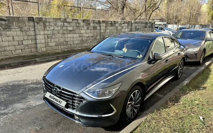 Hyundai Sonata 2023 годаүшін13 700 000 тг. в Алматы