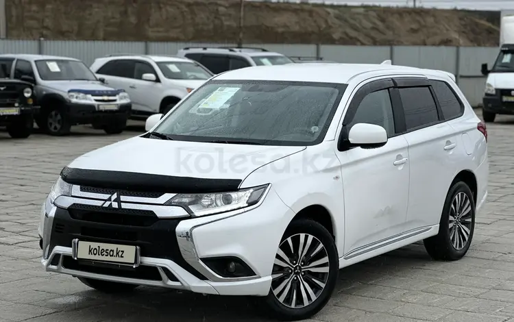 Mitsubishi Outlander 2022 годаүшін8 800 000 тг. в Атырау