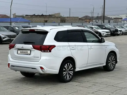 Mitsubishi Outlander 2022 года за 8 800 000 тг. в Атырау – фото 5