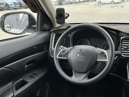 Mitsubishi Outlander 2022 года за 8 800 000 тг. в Атырау – фото 7