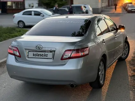 Toyota Camry 2011 года за 7 100 000 тг. в Усть-Каменогорск – фото 13