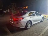 Toyota Camry 2018 годаfor1 111 000 тг. в Астана – фото 2