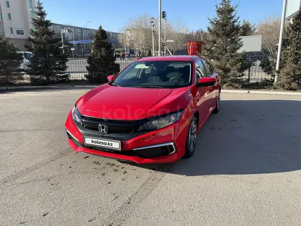 Honda Civic 2019 года за 9 500 000 тг. в Астана – фото 2