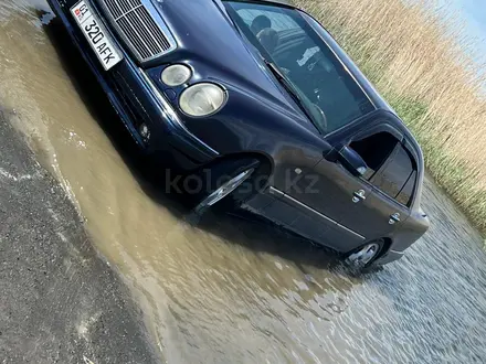 Mercedes-Benz E 320 1998 года за 3 300 000 тг. в Алматы – фото 6