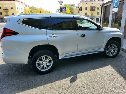 Mitsubishi Montero Sport 2021 года за 18 290 000 тг. в Караганда – фото 2