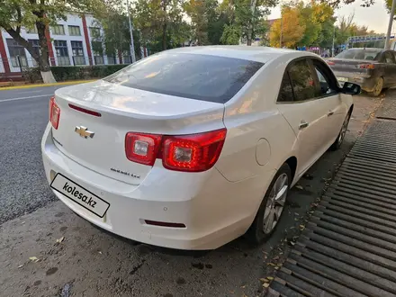 Chevrolet Malibu 2013 года за 9 000 000 тг. в Уральск – фото 4