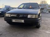 Volkswagen Passat 1990 годаүшін1 150 000 тг. в Тараз