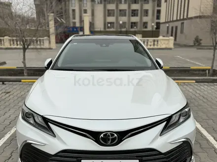 Toyota Camry 2022 года за 15 000 000 тг. в Уральск – фото 26