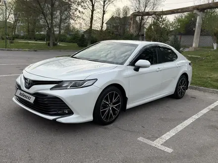Toyota Camry 2020 года за 13 200 000 тг. в Шымкент – фото 8