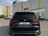 BMW X5 2021 года за 37 000 000 тг. в Астана – фото 4