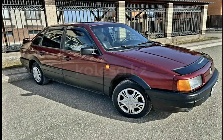 Volkswagen Passat 1993 года за 1 500 000 тг. в Караганда