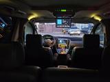 Toyota Alphard 2005 года за 8 800 000 тг. в Шымкент – фото 3